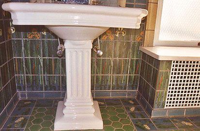 William H. Grueby Bathroom - Image 4