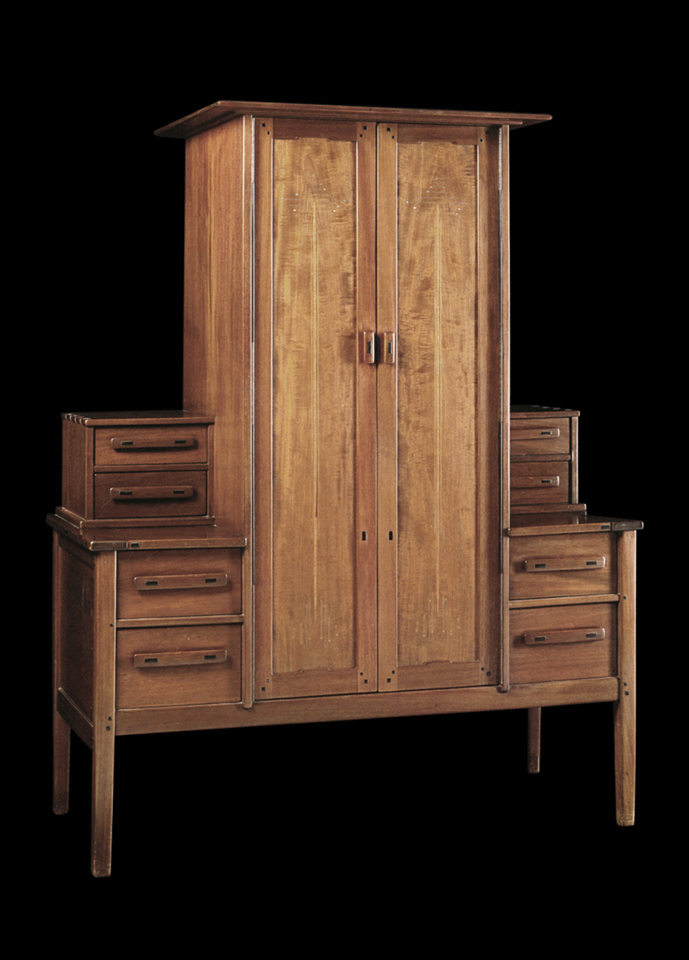 Greene & Greene Chiffonier, ca. 1908, 65 ⅝ x 55 x 27 ¾ in. Produced in the workshop of John and Peter Hall, Pasadena, California.
