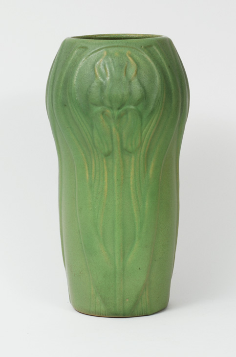 Artus Van Briggle - Vase with a design of conventionalized iris.